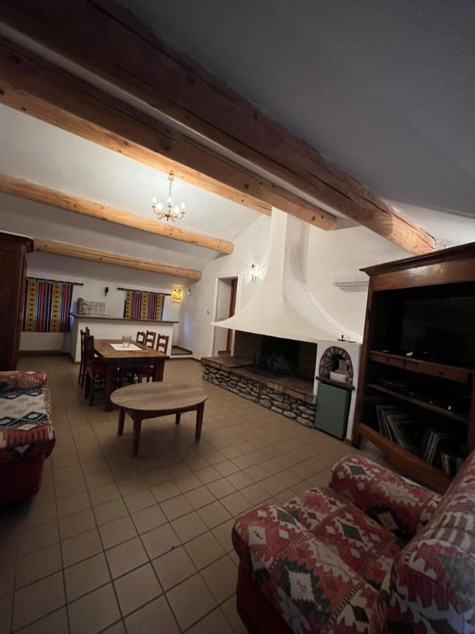 فيلا Le Cabanon Des Cigales Provencale Puyméras المظهر الخارجي الصورة